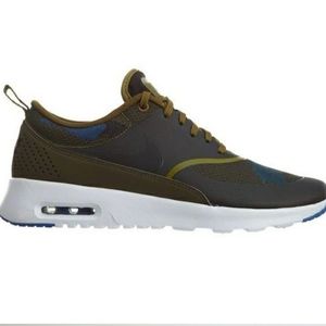 Nike Air Max Thea Sneakers